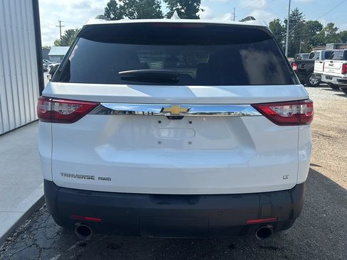 Used 2020 Chevrolet Traverse LT w/ LT Premium Package AWD/4WD image 10