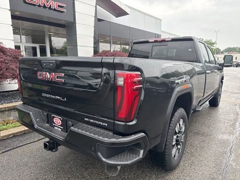 New 2025 GMC Sierra 2500 Denali w/ Denali Reserve Package image 9