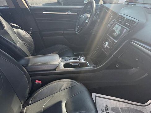 Used 2020 Ford Fusion Titanium FWD image 13