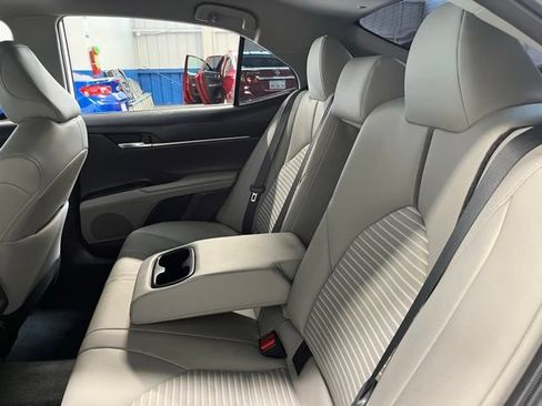 Used 2024 Toyota Camry SE FWD image 18