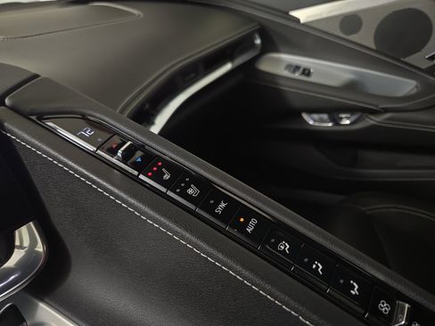 Certified 2020 Chevrolet Corvette Stingray Preferred Cpe w/ 2LT Preferred Equipment Group image 30