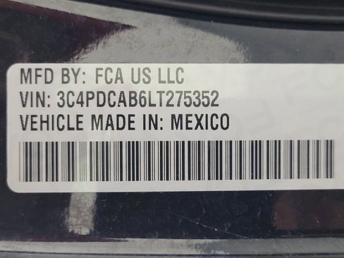 Used 2020 Dodge Journey SE w/ SE Popular Equipment Group FWD image 33