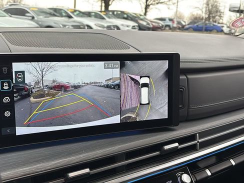 Used 2025 Hyundai Santa Fe Limited image 22