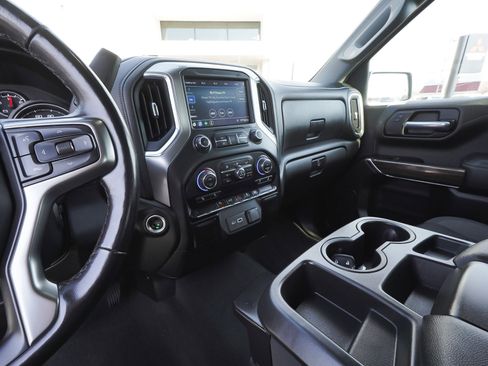 Used 2021 Chevrolet Silverado 1500 LT image 29