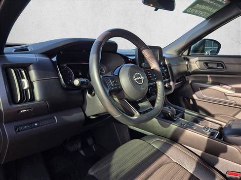 Used 2023 Nissan Pathfinder Rock Creek AWD/4WD image 8