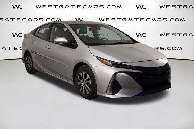Used 2020 Toyota Prius Prime XLE FWD image 34