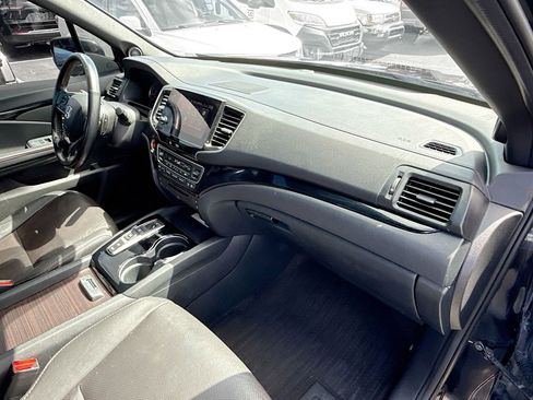 Used 2022 Honda Pilot Black Edition image 34