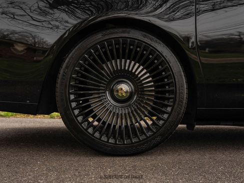 Used 2014 Rolls-Royce Ghost image 10