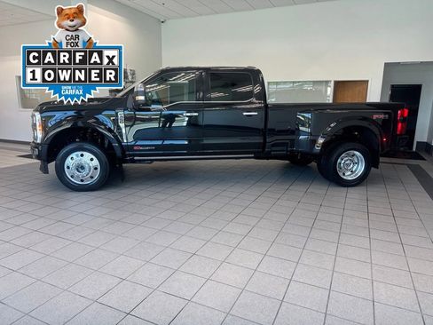 Used 2023 Ford F450 Platinum w/ FX4 Off-Road Package AWD/4WD image 8