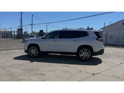New 2026 GMC Acadia Denali Ultimate AWD/4WD image 8