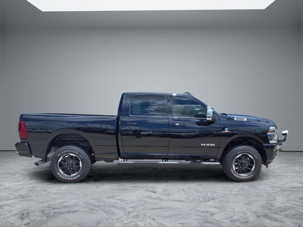Used 2026 RAM 2500 Laramie AWD/4WD image 8