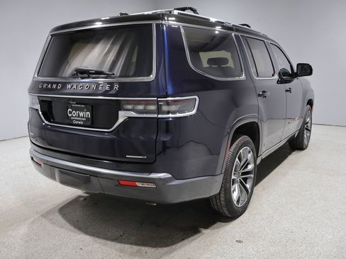 Certified 2022 Jeep Grand Wagoneer Series III AWD/4WD image 2