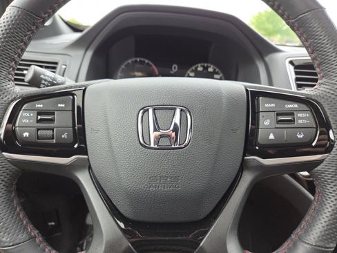 Used 2024 Honda Ridgeline Black Edition image 35