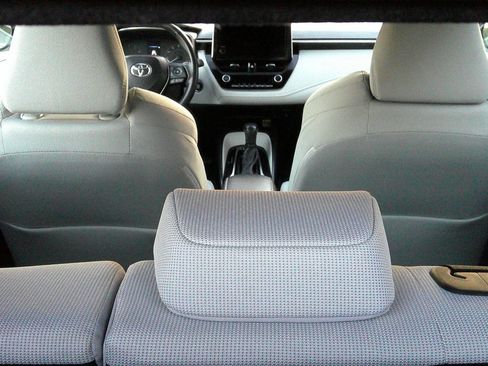 Used 2024 Toyota Corolla SE image 17