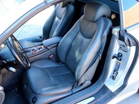Used 2005 Mercedes-Benz SL 500 image 12