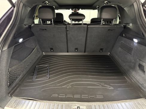 Used 2019 Porsche Cayenne AWD/4WD image 9