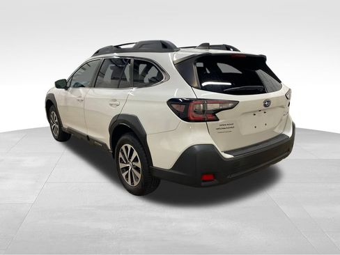 Certified 2024 Subaru Outback Premium AWD/4WD image 2