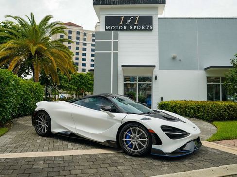 Used 2021 McLaren 765LT RWD image 1