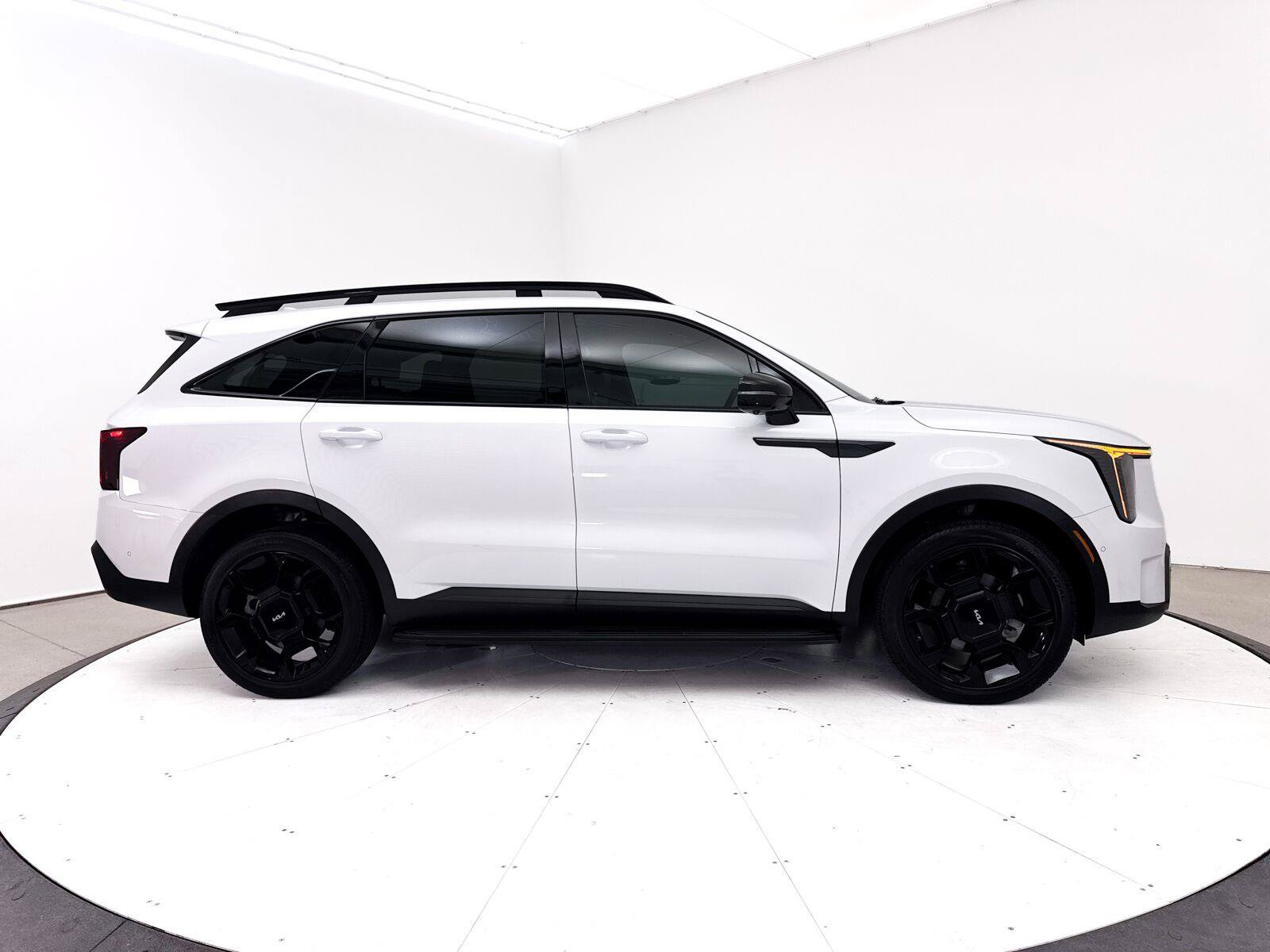 Used 2024 Kia Sorento SX Prestige w/ Sage Leather Package AWD/4WD image 45