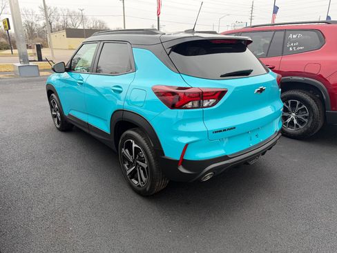 Used 2022 Chevrolet TrailBlazer RS image 2