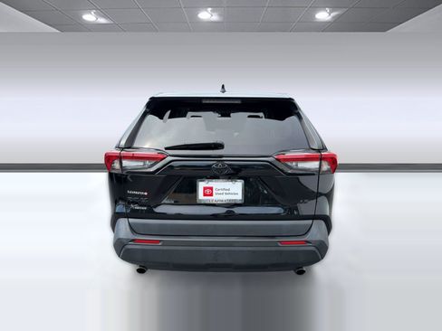 Certified 2024 Toyota RAV4 LE FWD image 10