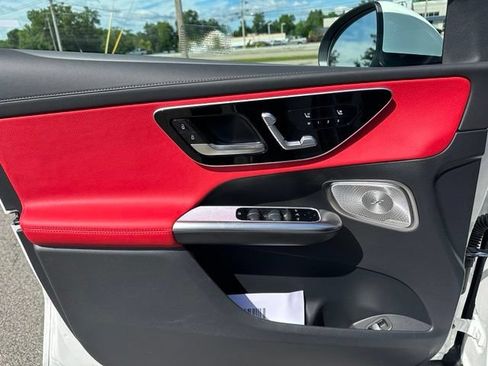 New 2026 Mercedes-Benz GLC 300 4MATIC image 11