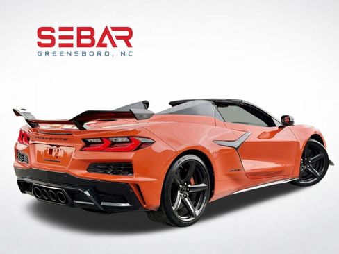 Used 2025 Chevrolet Corvette Z06 w/ Z07 Performance Package RWD image 2