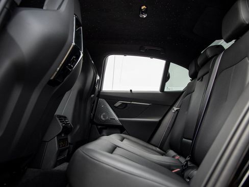 Used 2025 BMW M5 w/ Carbon Package image 34