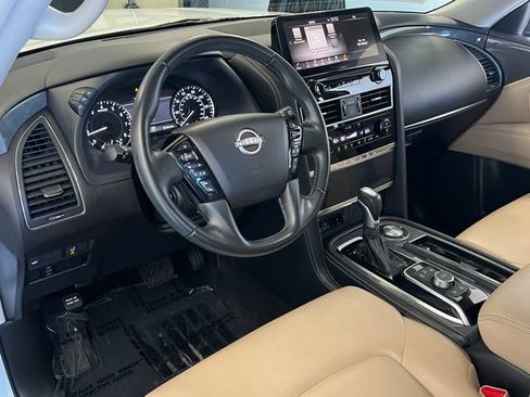 Used 2021 Nissan Armada SV w/ SV Appearance Package RWD image 20