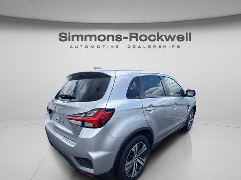 Used 2025 Mitsubishi Outlander Sport AWD image 4