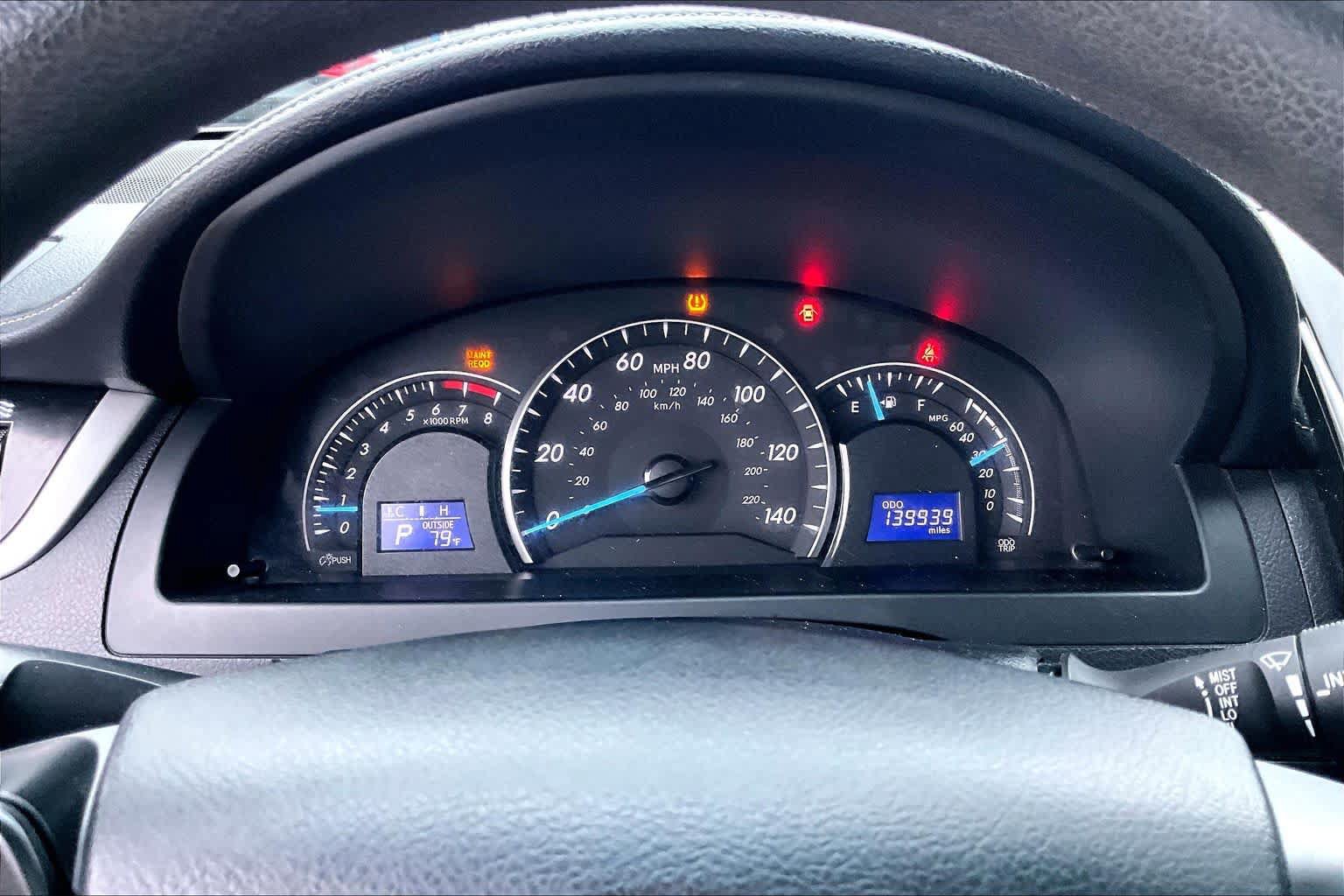 Used 2012 Toyota Camry LE FWD image 26
