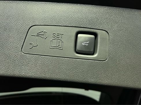 Used 2022 Lincoln Corsair Reserve w/ Elements Package image 27