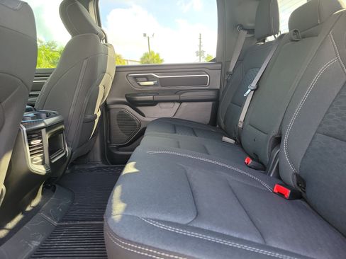 Used 2025 RAM 1500 Big Horn AWD/4WD image 7