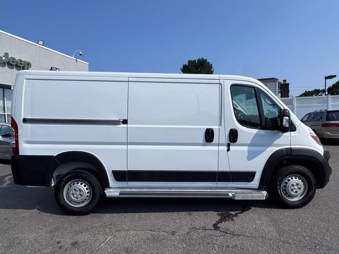 New 2025 RAM ProMaster 2500 w/ U-Haul Equipment Group FWD image 10