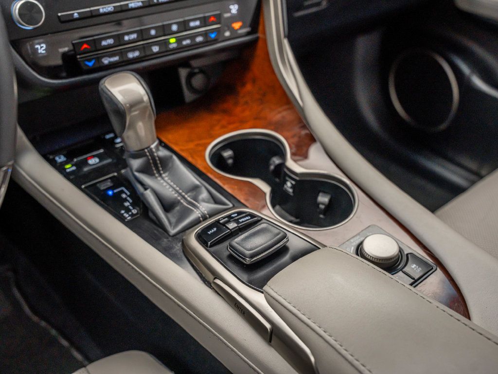 Used 2019 Lexus RX 350L AWD image 37