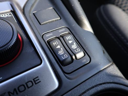 Used 2023 Subaru Forester Premium image 41