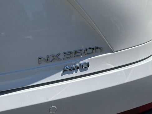 Used 2025 Lexus NX 350h AWD w/ Accessory Package (P5) image 38