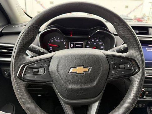 Used 2023 Chevrolet TrailBlazer LT w/ Convenience Package image 28