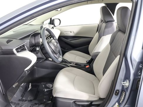 Used 2022 Toyota Corolla LE FWD image 27