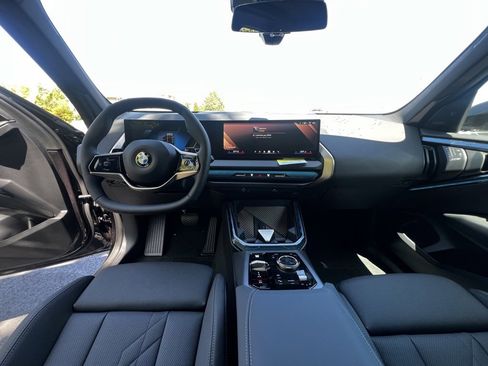 Used 2025 BMW X3 xDrive30i w/ Convenience Package image 12