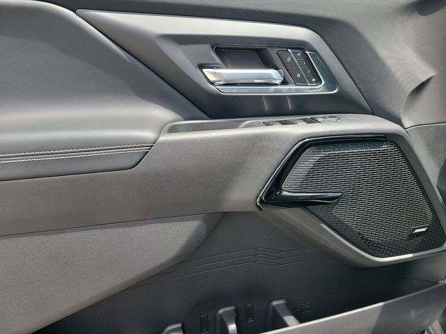 New 2026 Chevrolet Silverado EV LT w/ Plus Package AWD/4WD image 17