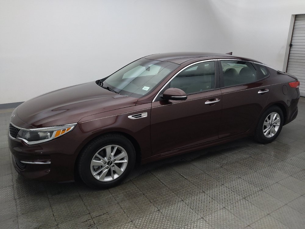 Used 2018 Kia Optima LX FWD image 2