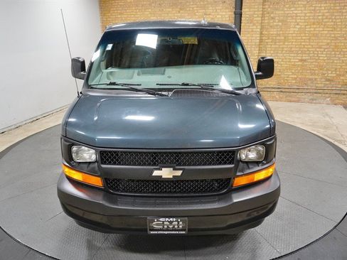 Used 2017 Chevrolet Express 3500 LS RWD image 5