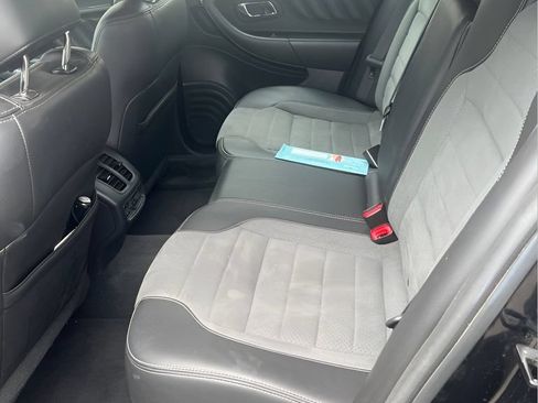 Used 2017 Ford Taurus SHO w/ Driver Assist Package AWD/4WD image 11
