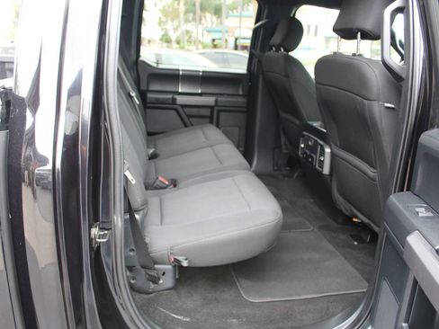 Used 2019 Ford F150 XLT image 11