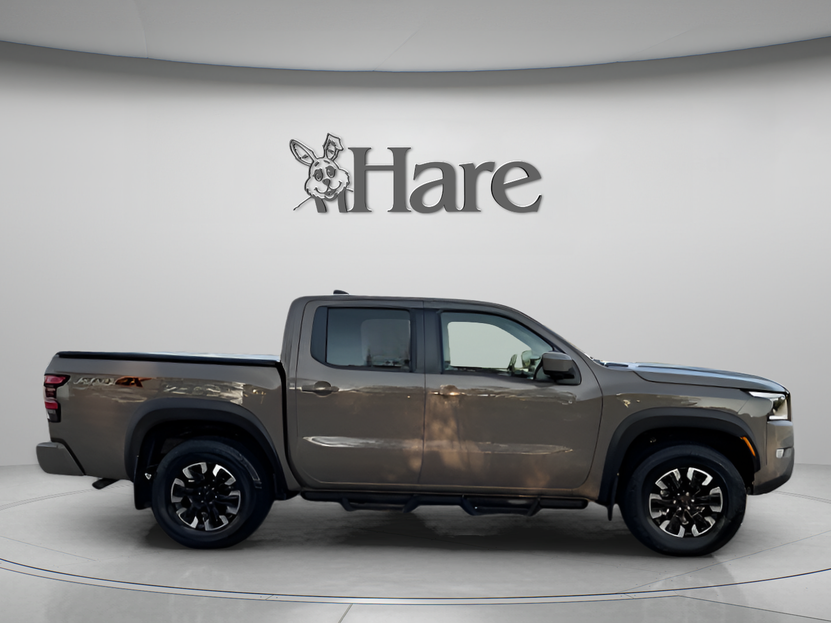 Used 2024 Nissan Frontier PRO-4X w/ Technology Package AWD/4WD image 6