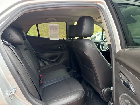 Used 2022 Buick Encore Preferred w/ Safety Package II AWD/4WD image 25