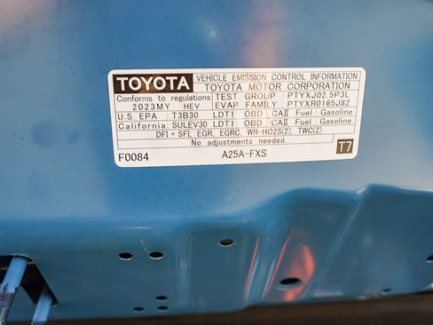 Used 2023 Toyota RAV4 XSE image 31