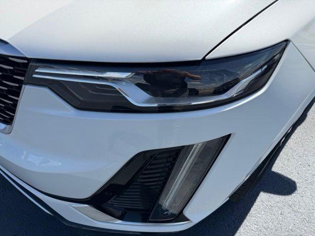 Used 2020 Cadillac XT6 Premium Luxury FWD image 3