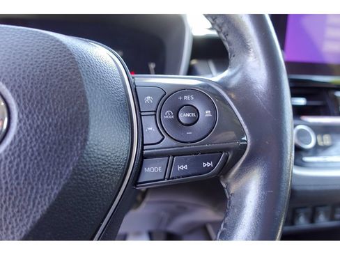 Certified 2023 Toyota Corolla Cross XLE FWD image 18